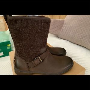 New Ugg Robbie Boots Size 11